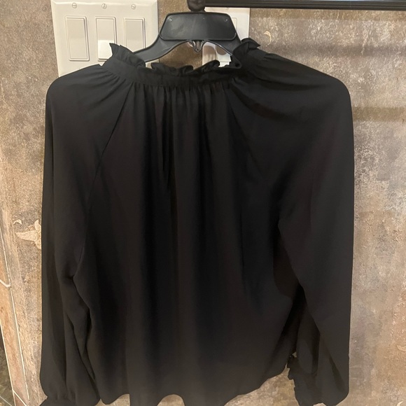 Women’s Cece Blouse - Picture 4 of 5